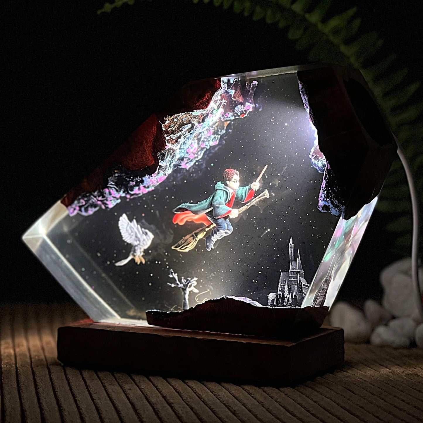 Diorama Wizard Boy Flying lamp